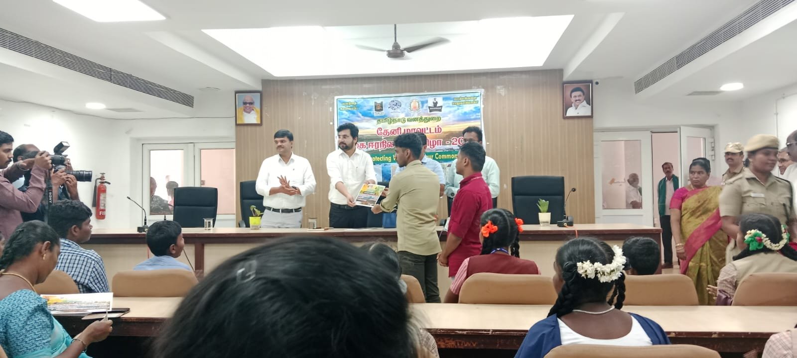C.P.A. College, Bodinayakanur | Arts & Science College - Students Excel in District-Level Quiz Competition - P.Heru Mano Vishva  and R. Abinanthan